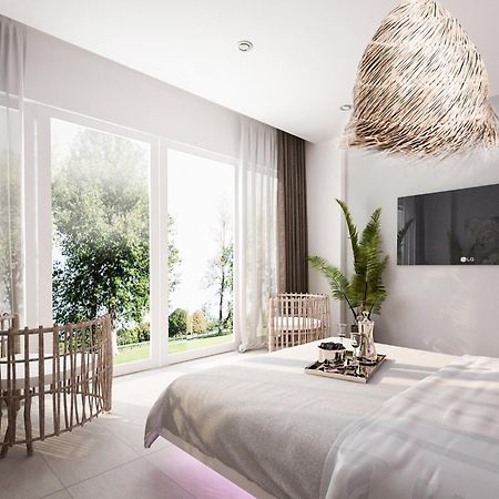 לאמפי Black Amber Boutique Hotel מראה חיצוני תמונה