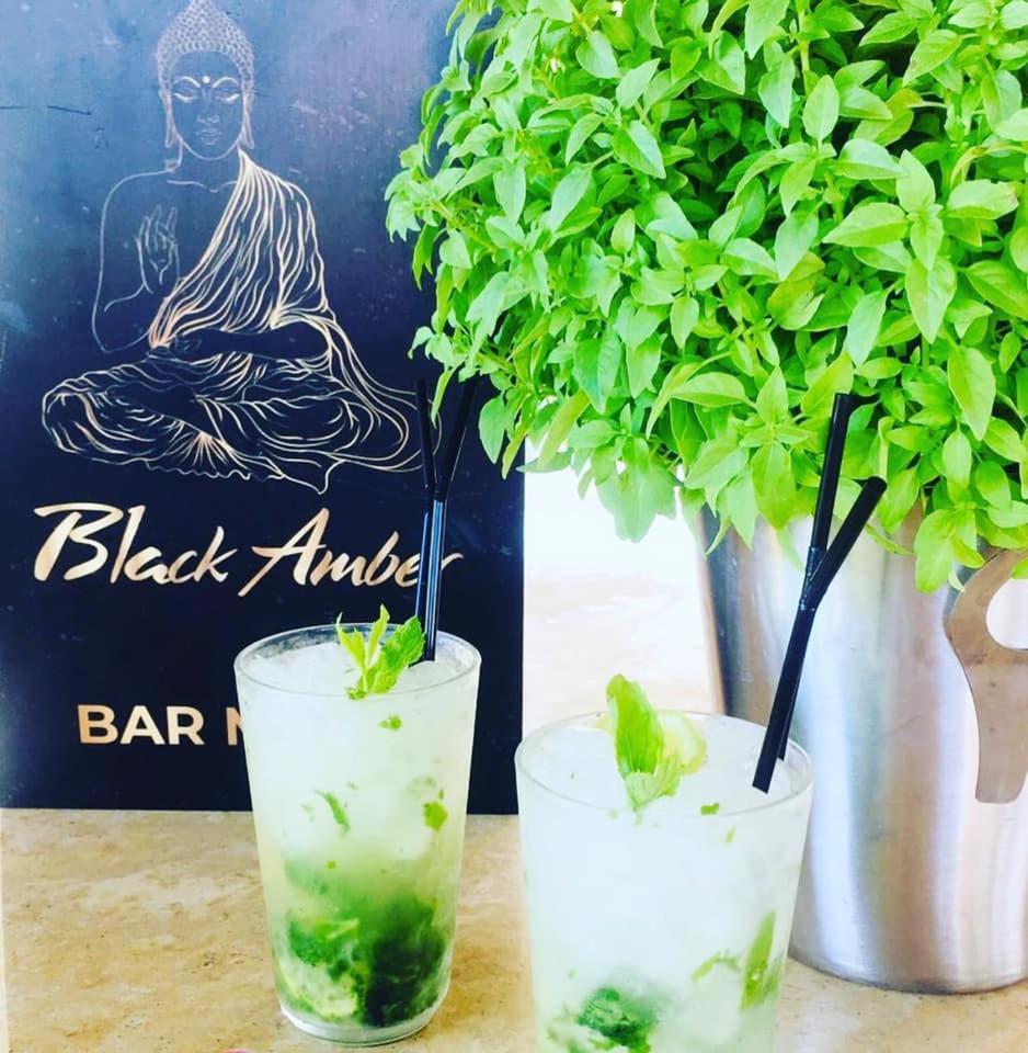 לאמפי Black Amber Boutique Hotel מראה חיצוני תמונה