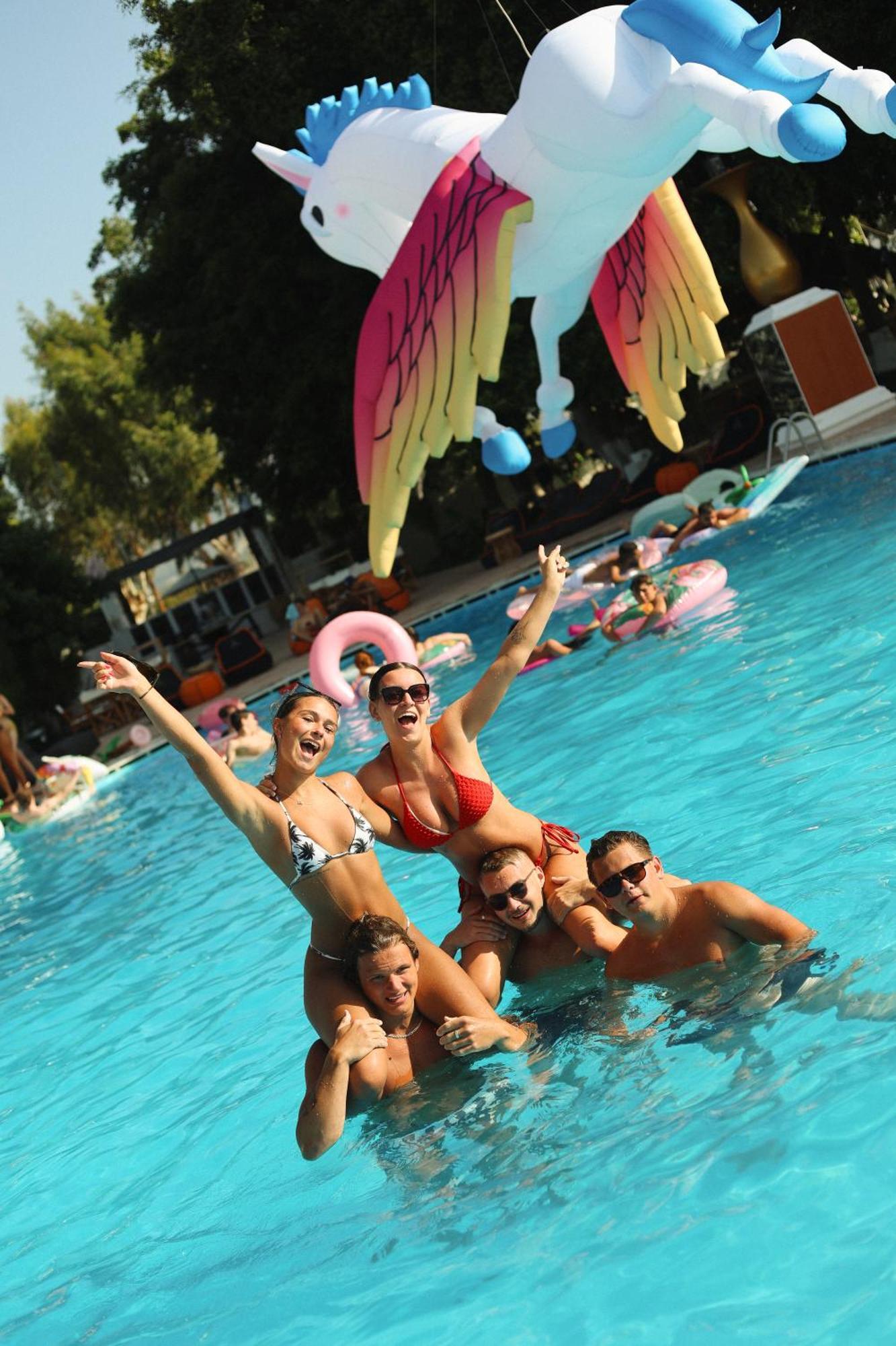 לאמפי Black Amber Boutique Hotel מראה חיצוני תמונה